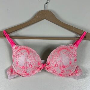 Elegant Pink Lace Bra